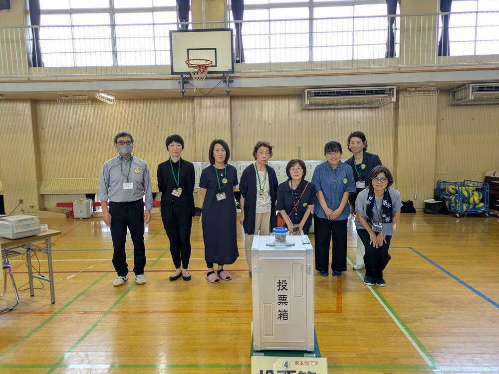 画像 R8.6.1 大井第一小学校で出前模擬選挙