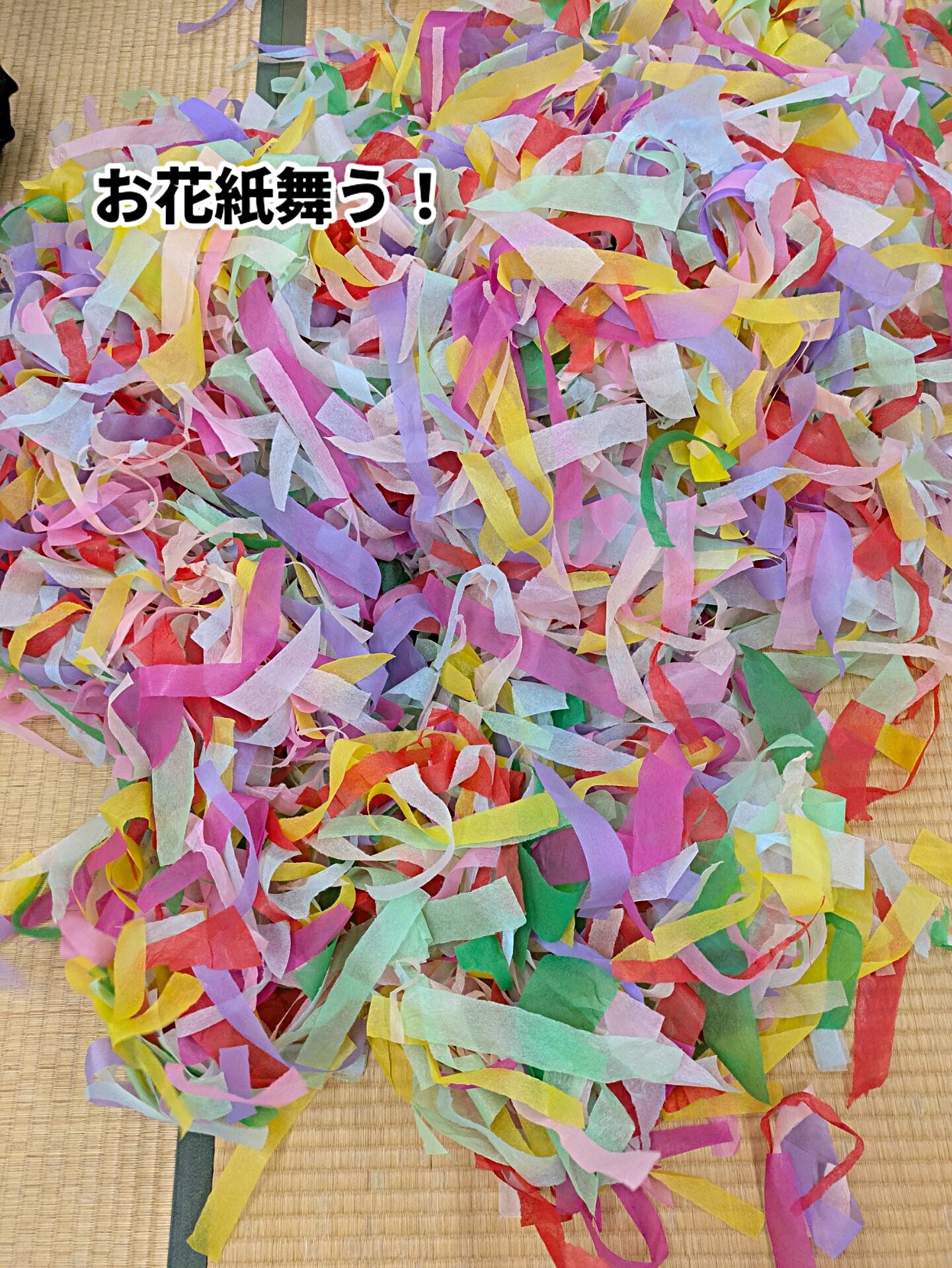 絵画教室　　5/23はお花紙で遊びます