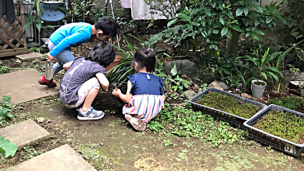 あなたの実家ききみみサロン