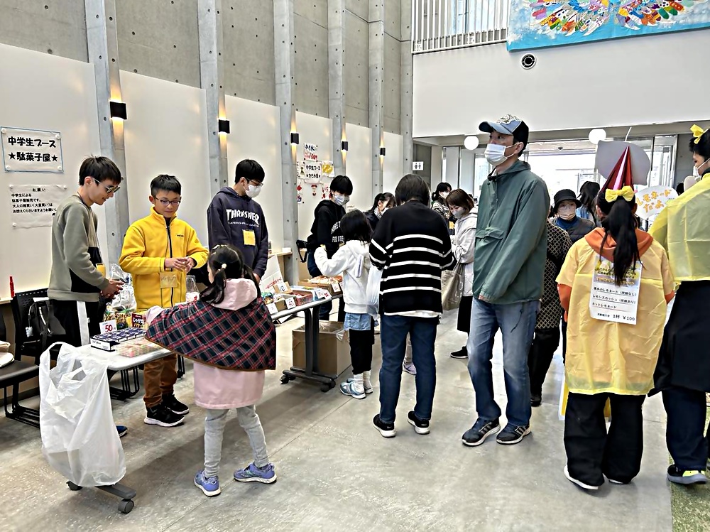 あかれもん屋台（ひだまりマルシェ春祭り同時開催）