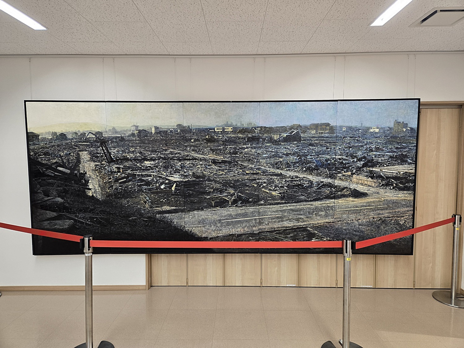 伝承館 特別展示 ～津波の記憶を描く～ 「黄昏の中の風景 / yuriage 20110329」展示期間延長