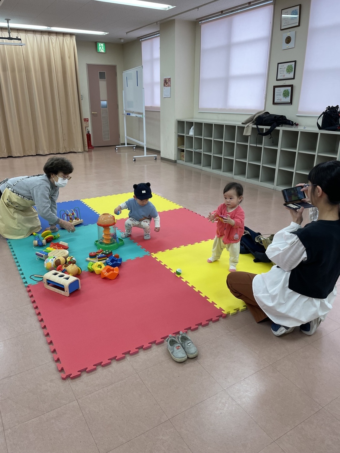 今月は工作をしま〜す🎶🌷