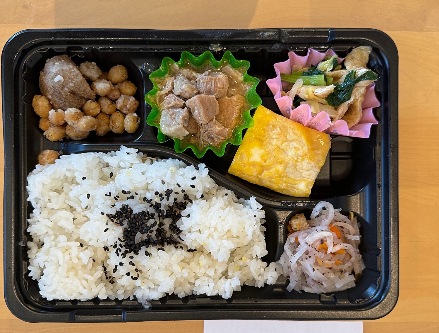ぶらんけっとのこどもごはん（11月） ＊事前申込制 ／ 抽選 ／ 妊産婦さんには無料でご提供しています