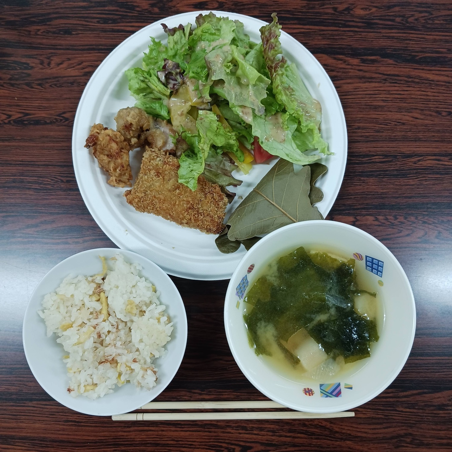 こども食堂はぐくみ
次回は6月１３日(土)に開催します！
１１時半〜１3時頃までにお越しいただければ幸いです(遅くなると、売り切れになる可能性があります)。

メニューはハヤシライスに、いろいろ作ります！

ぜひ、来て来て来て来て来て来てね〜🥳🥳🥳🥳🥳



