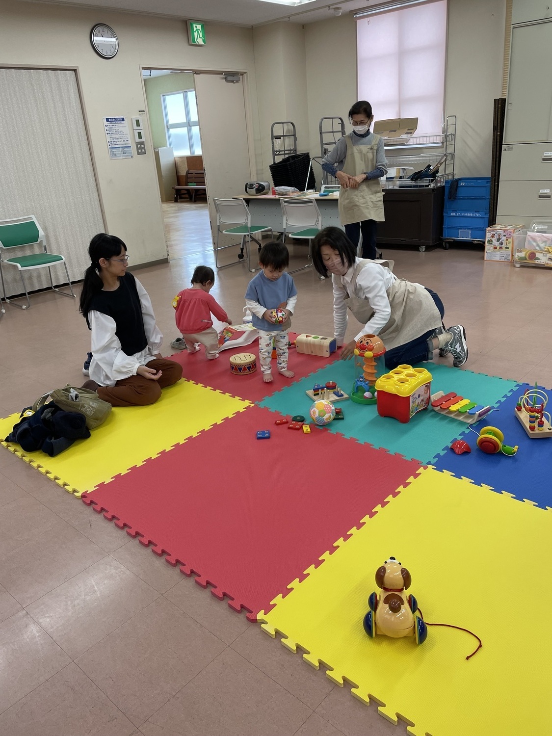 今月は工作をしま〜す🎶🌷