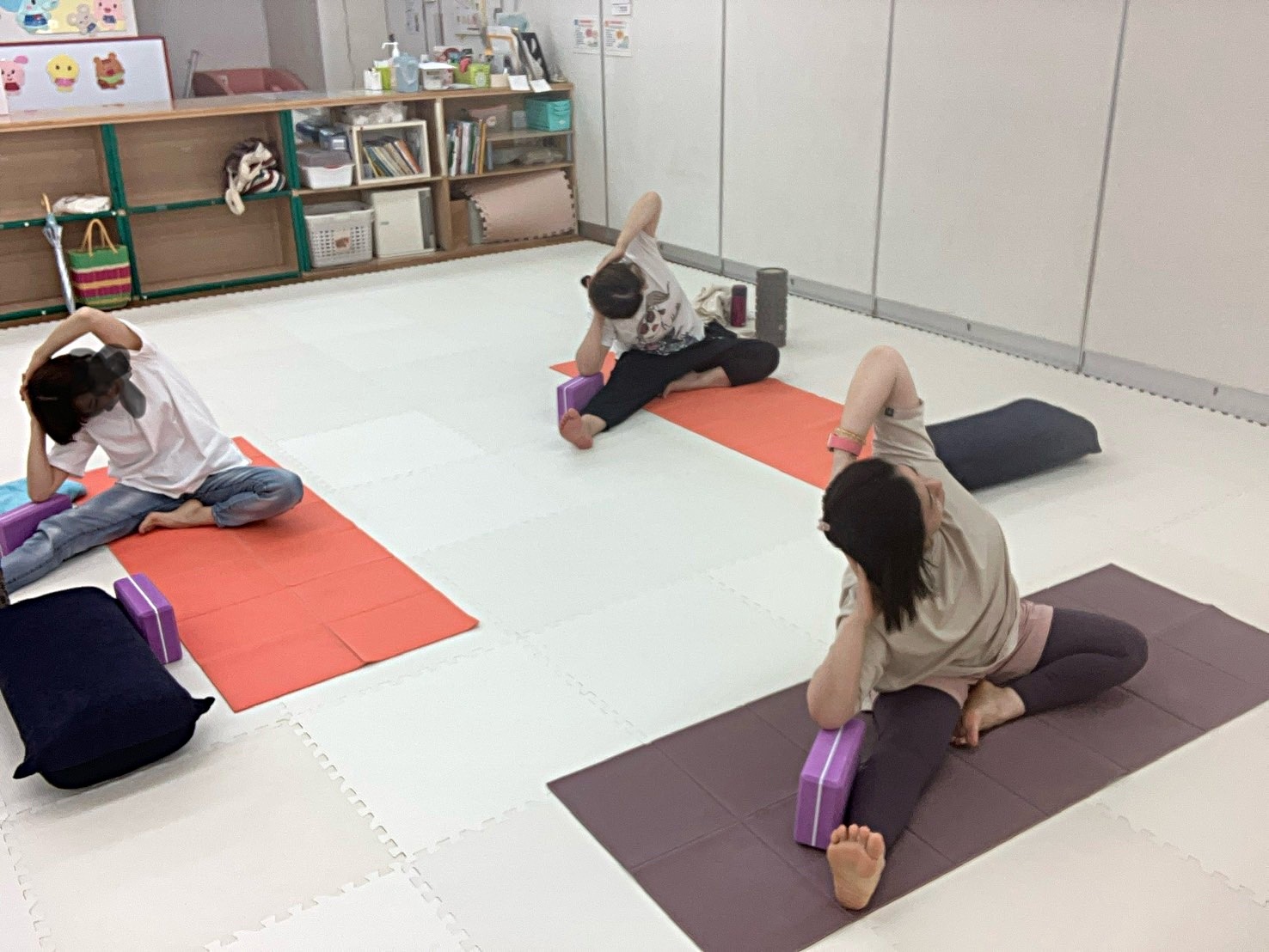 地域子育て交流「ころころねんね産後ヨガ」☆11月21日木曜日