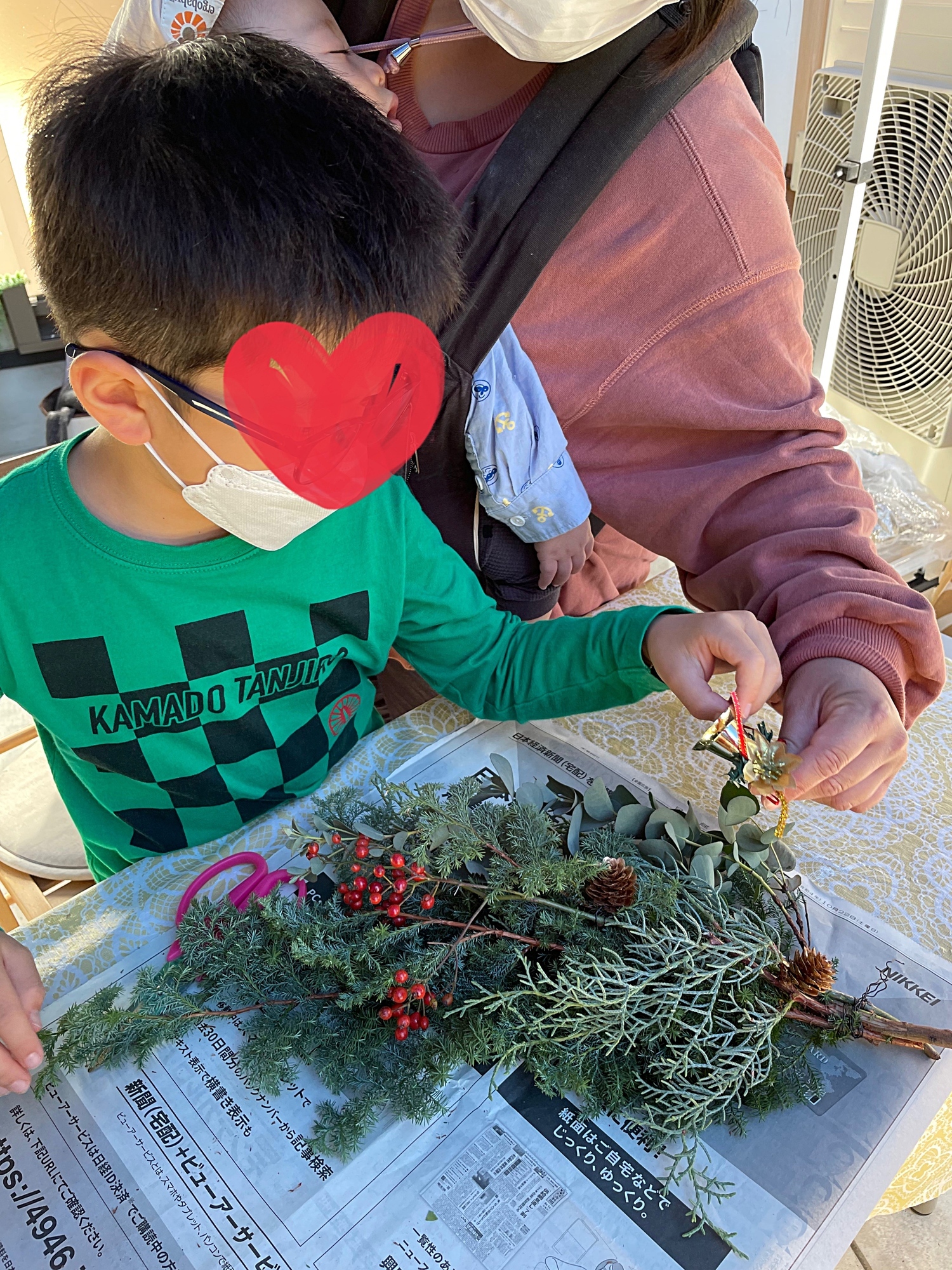 本物の杉でミニクリスマスツリーを作ろう♬子供のみ、親子参加OK！アドラー心理学講師でもある花育の先生が子供の自信とやる気を育てる関わりを大切にレッスンしてます♬