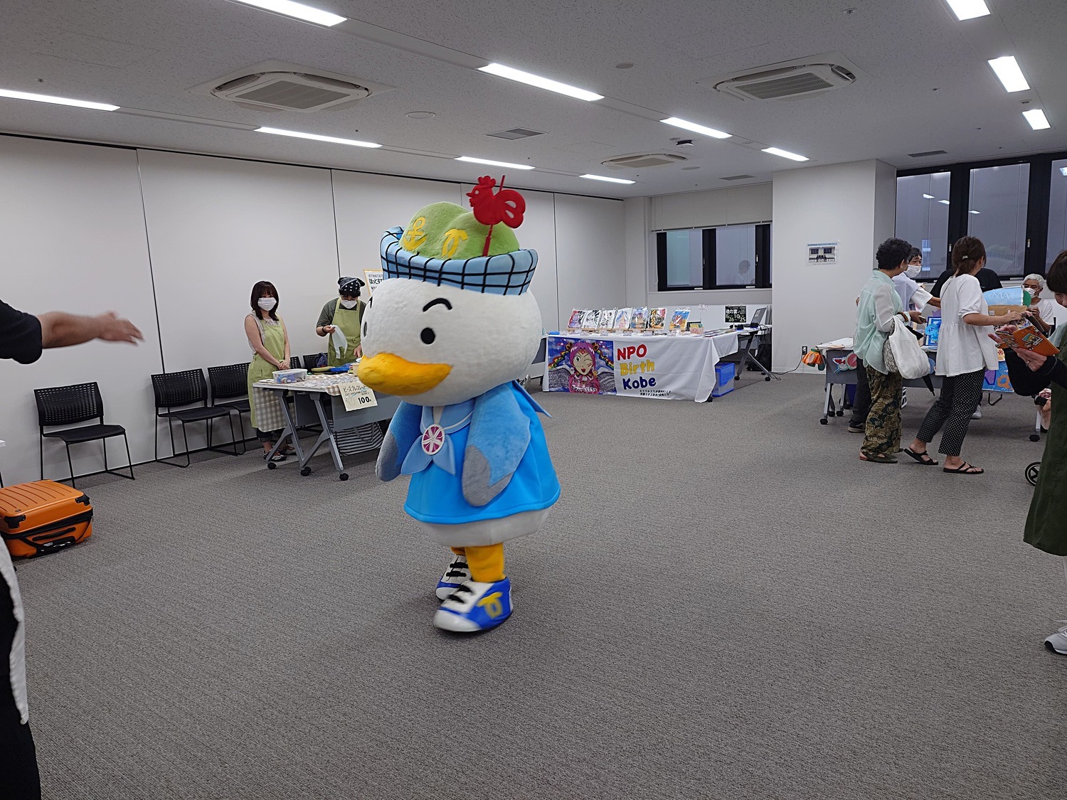 よってこ　かってこ　マーケット　なついち　