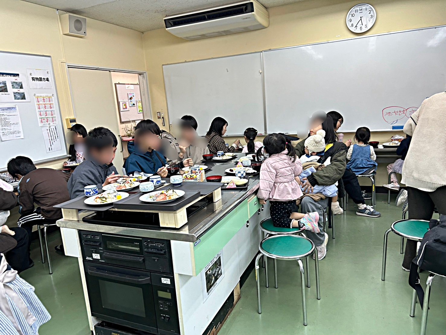 地域&子ども食堂　みどり食堂