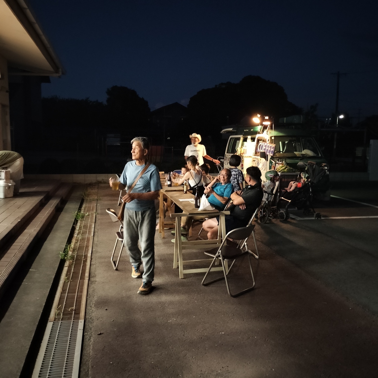麻生田市場