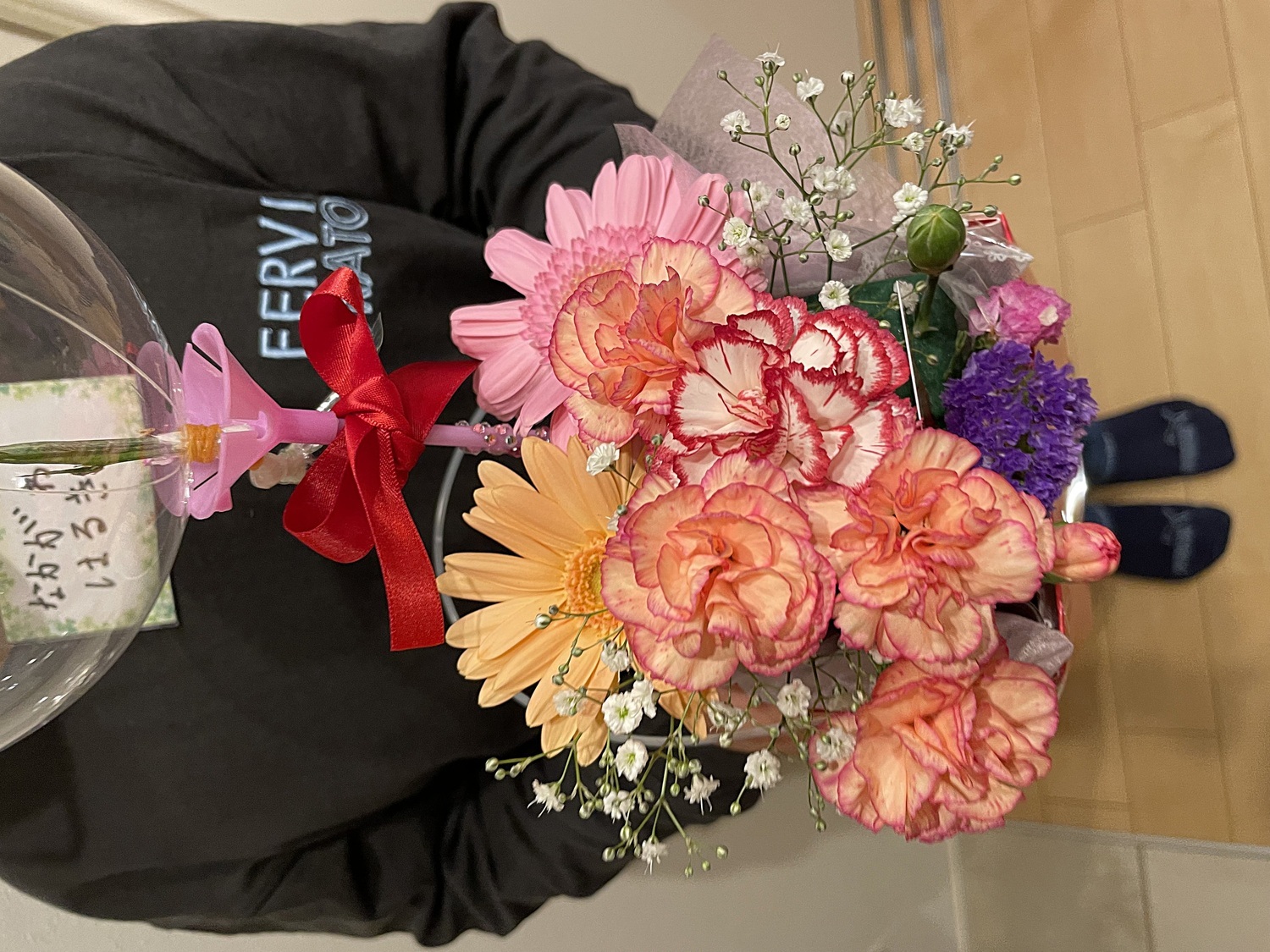 花育❣️「4月テーマは母の日アレンジ。お母さんの喜ぶお花を自分で選んで世界に一つのお花を作ろう♬」

花育とは子供達が花や緑に触れる機会を通じて、優しさや美しさを感じる心を育む活動です。アトリエパンセの花育は自分で使う花を選ぶところから体験します。

また器も装飾できたり、クラフト要素も満載❤️

その一つ一つの積み重ねが、自信となり、楽しみながら自然と集中力、創造力、自己肯定感が育まれていきます。