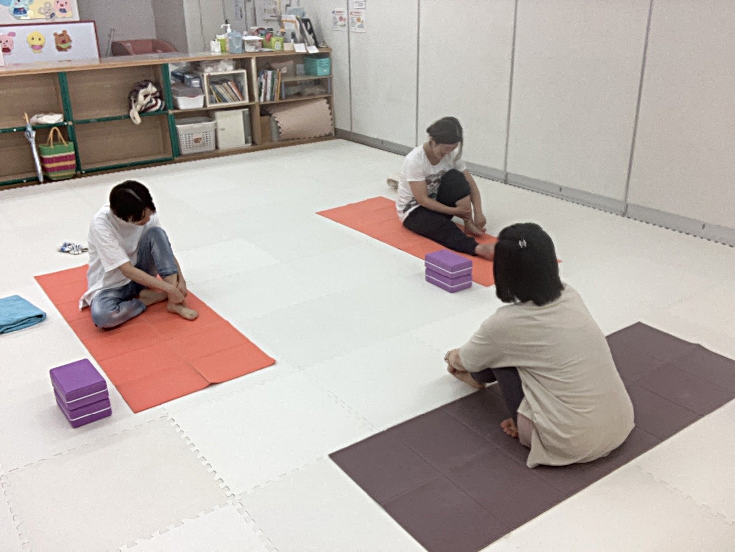 地域子育て交流「ころころねんね産後ヨガ」☆11月21日木曜日
