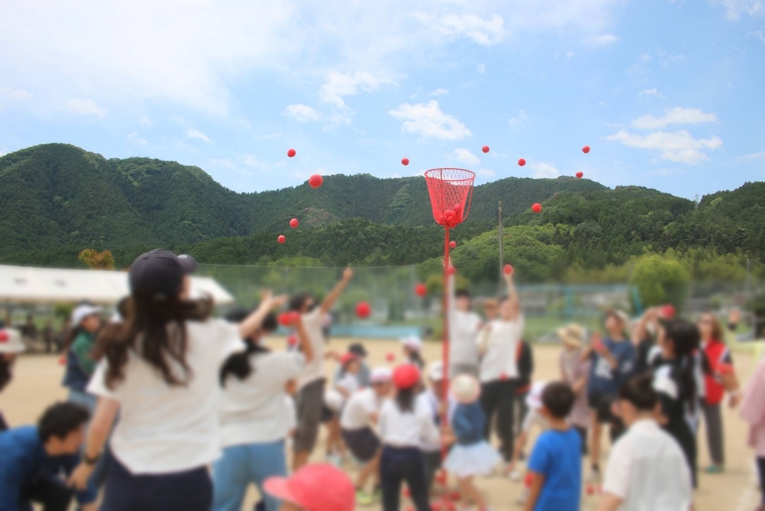 小規模特認校莇野小学校の体験もできる運動会(一緒にやってみよう！)