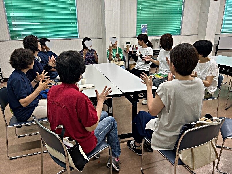 手話サロン『ワクワク　しゅわ　手話』
