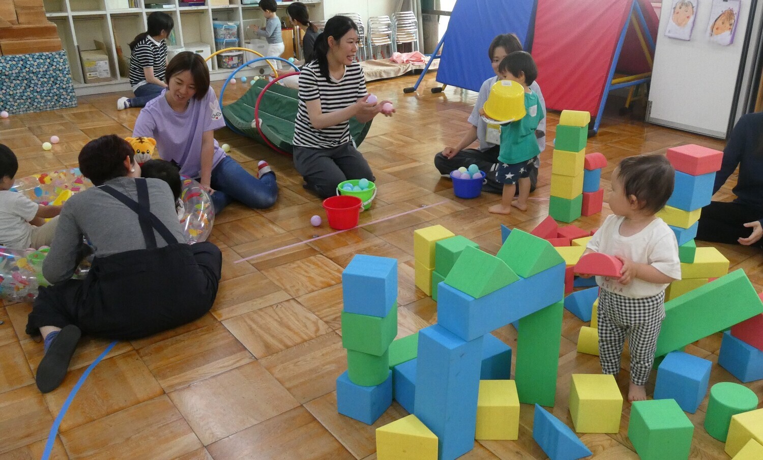 7月10日（金）「おやこ広場」はプールあそびです！
