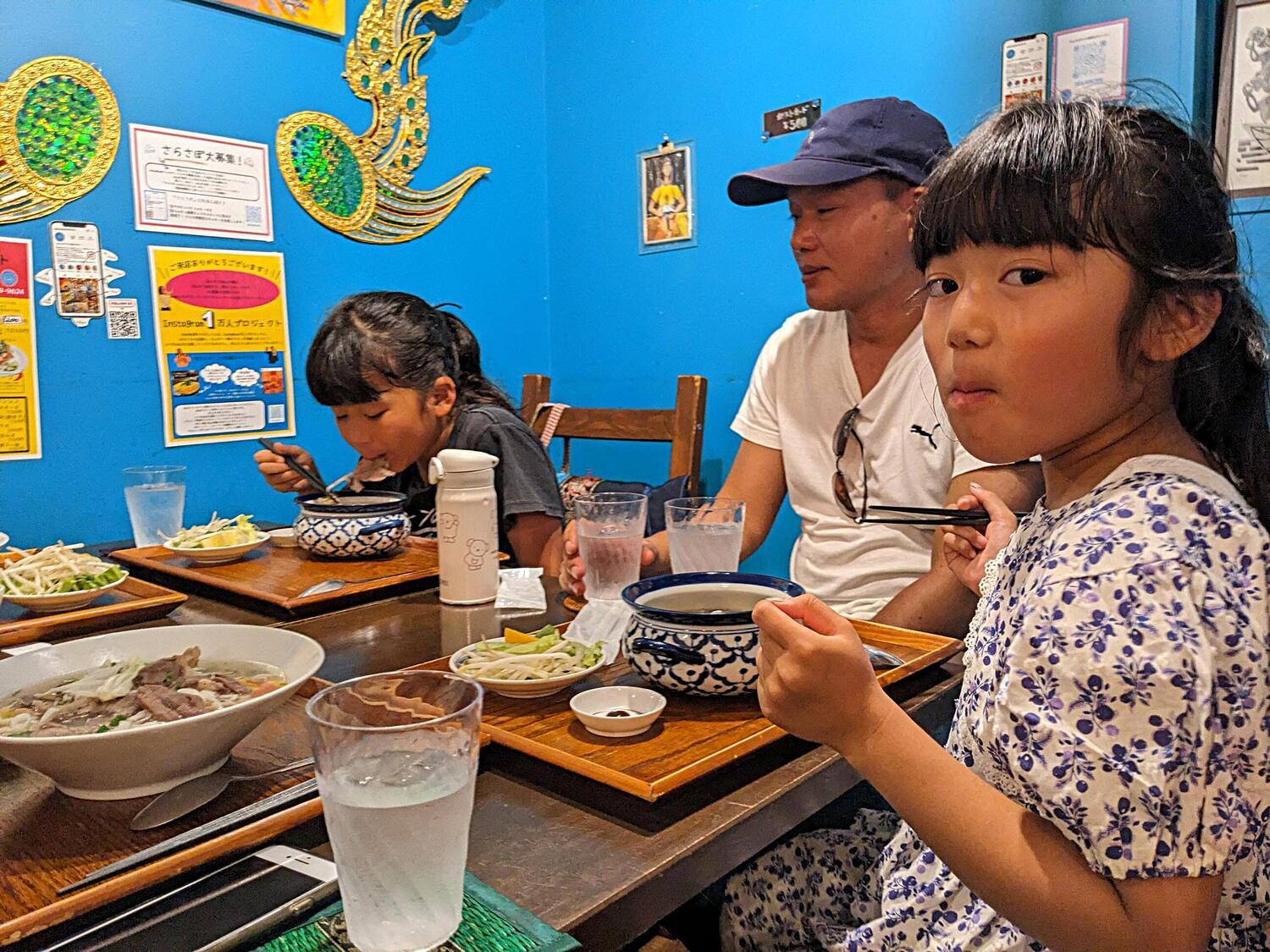 SDGs国際キッズカフェ　モモとラッシー