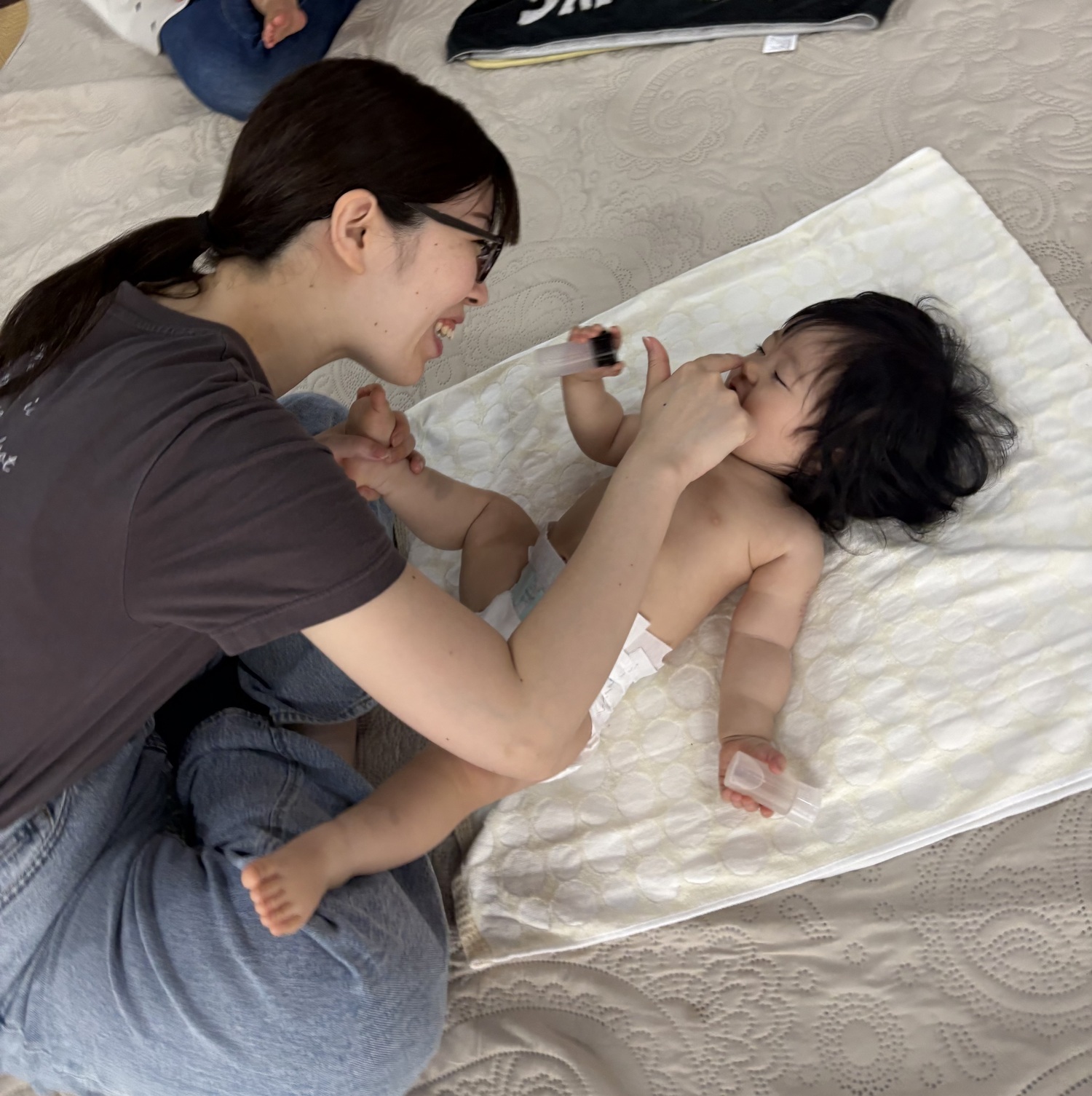 ママと赤ちゃんがほっこり笑顔になれる🌼ベビーマッサージ🌼