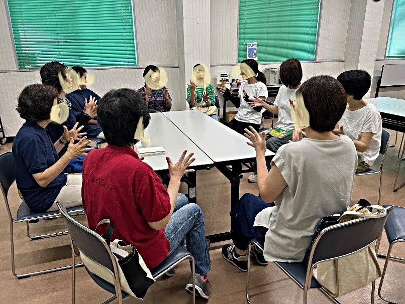 手話サロン「ワクワク　しゅわ　手話」