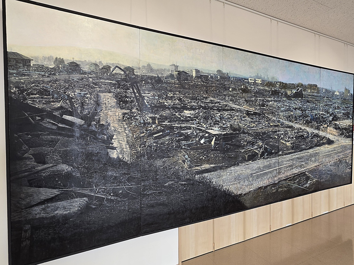 伝承館 特別展示 ～津波の記憶を描く～ 「黄昏の中の風景 / yuriage 20110329」展示期間延長